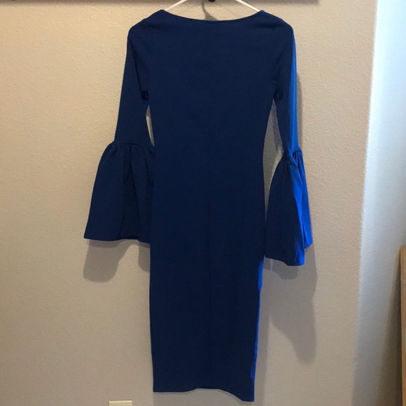 Club L midi-length pencil dress with frill sleeves - Picture 5 of 6